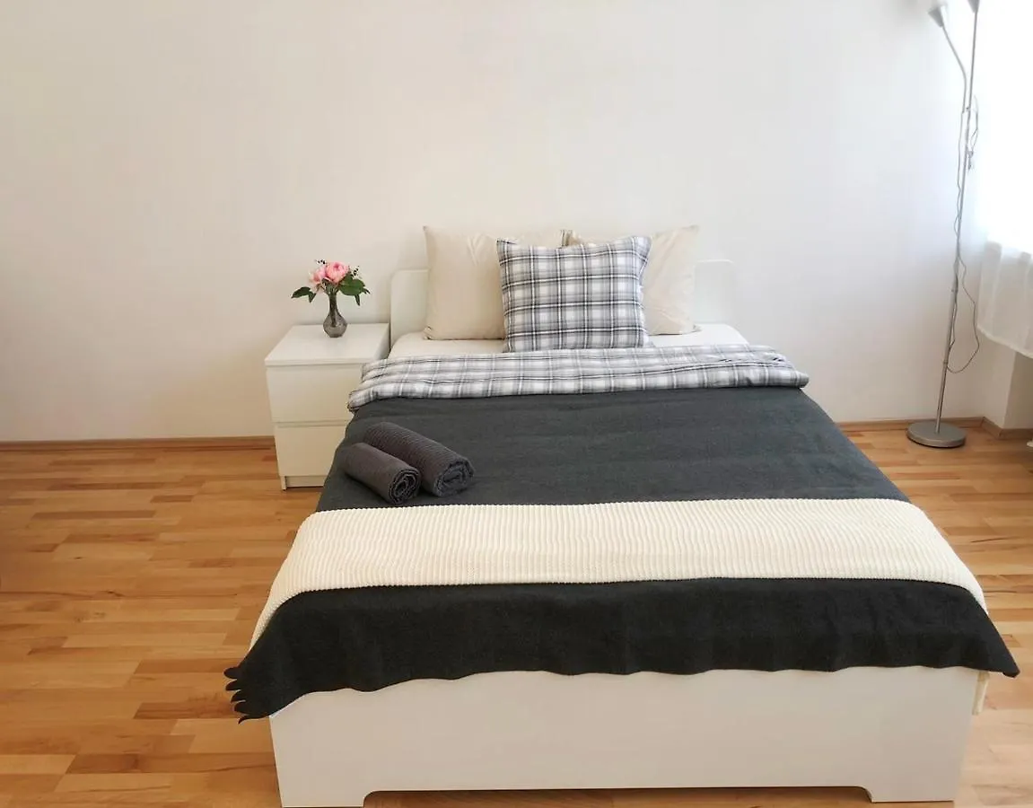 Apartment Home Away From Home Wien